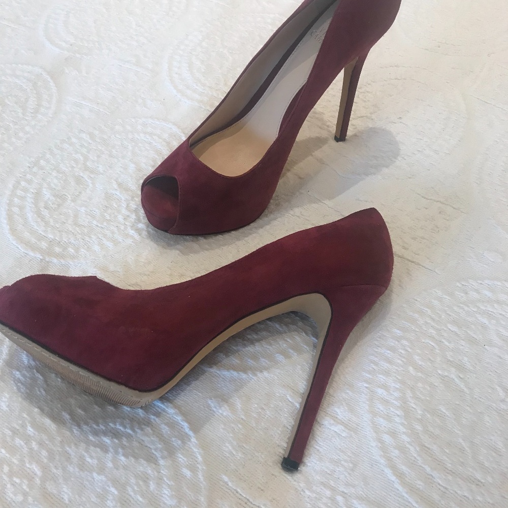 Vince Camuto Suede Pumps
